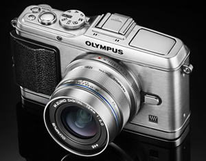 OLYMPUS PEN E-P3�@���E�ō�����AF�𓋍�