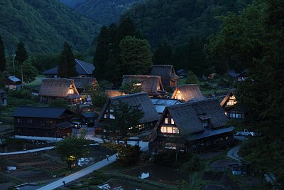 相倉合掌集落全景