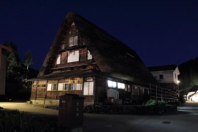 夜景　民宿　庄七