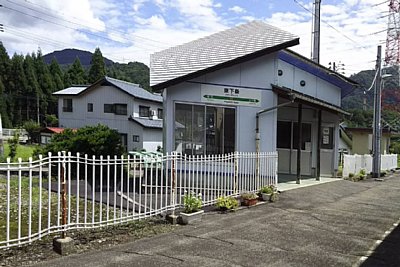 駅舎にトイレがある