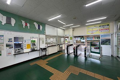 自動券売機と指定席券売機