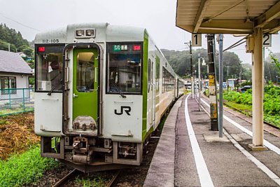 キハ112形気動車