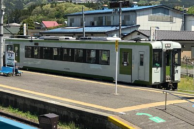 キハ112形気動車