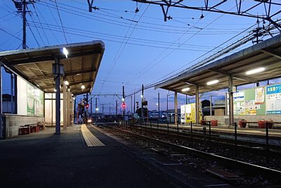 楠橋駅