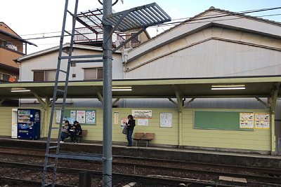 東天下茶屋駅