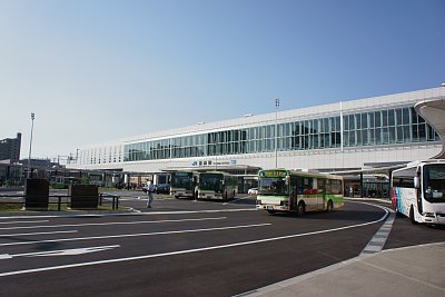 北陸新幹線富山駅
