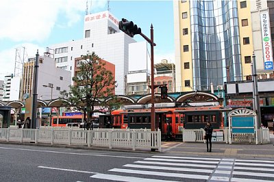 松山市駅停留場