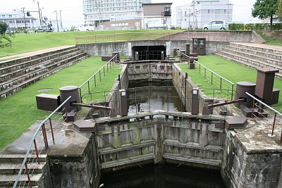 牛島閘門全景