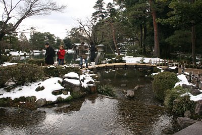 徽軫灯籠と虹橋