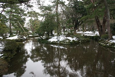 辰巳用水