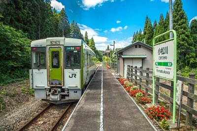 列車が入線します