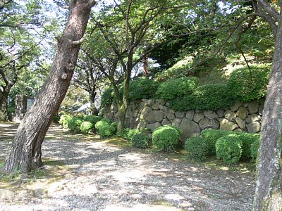 県史跡　宮崎城本丸石垣