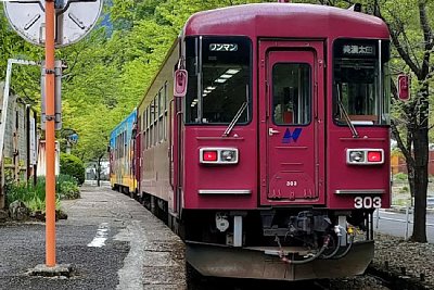 ナガラ300形気動車