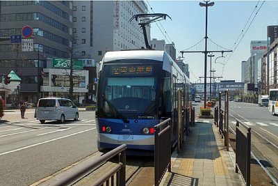 西川緑道公園停留場