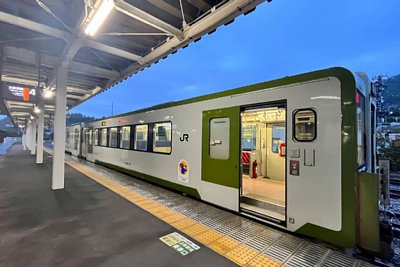 キハ100形気動車