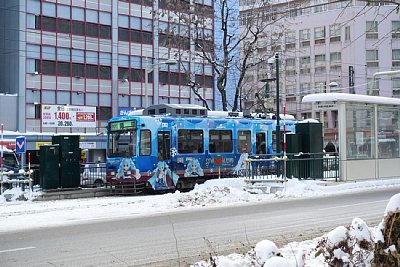 「雪ミク」ラッピング電車