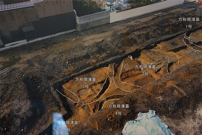 方形周溝墓の発掘状況