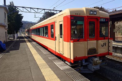 キハ112形気動車