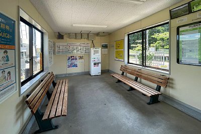 待合室に乗車駅証明書発行機