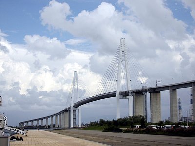 新湊大橋