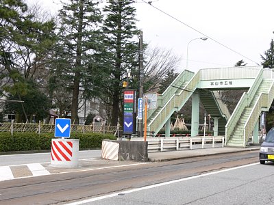 大学前駅は富山市内軌道線の終点です
