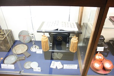 大広間の展示品