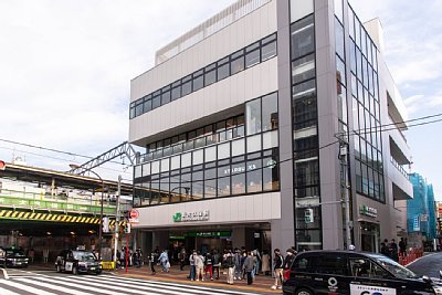 新大久保駅