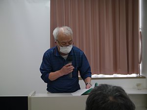 飯田理事から新役員案を説明